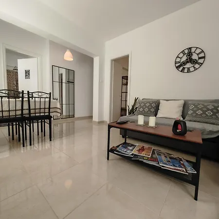 Leo's & Xerxes' Place In The Heart Of Rhodes Rhodes City