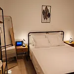 شقة Leo's & Xerxes' Place In The Heart Of Rhodes