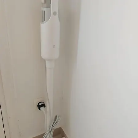 Leo's & Xerxes' Place In The Heart Of Rhodes