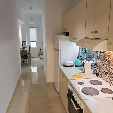 Leo's & Xerxes' Place In The Heart Of Rhodes Apartamento *