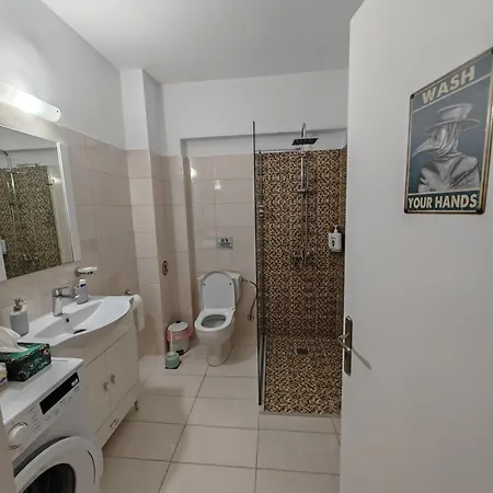 Leo's & Xerxes' Place In The Heart Of Rhodes Appartement *